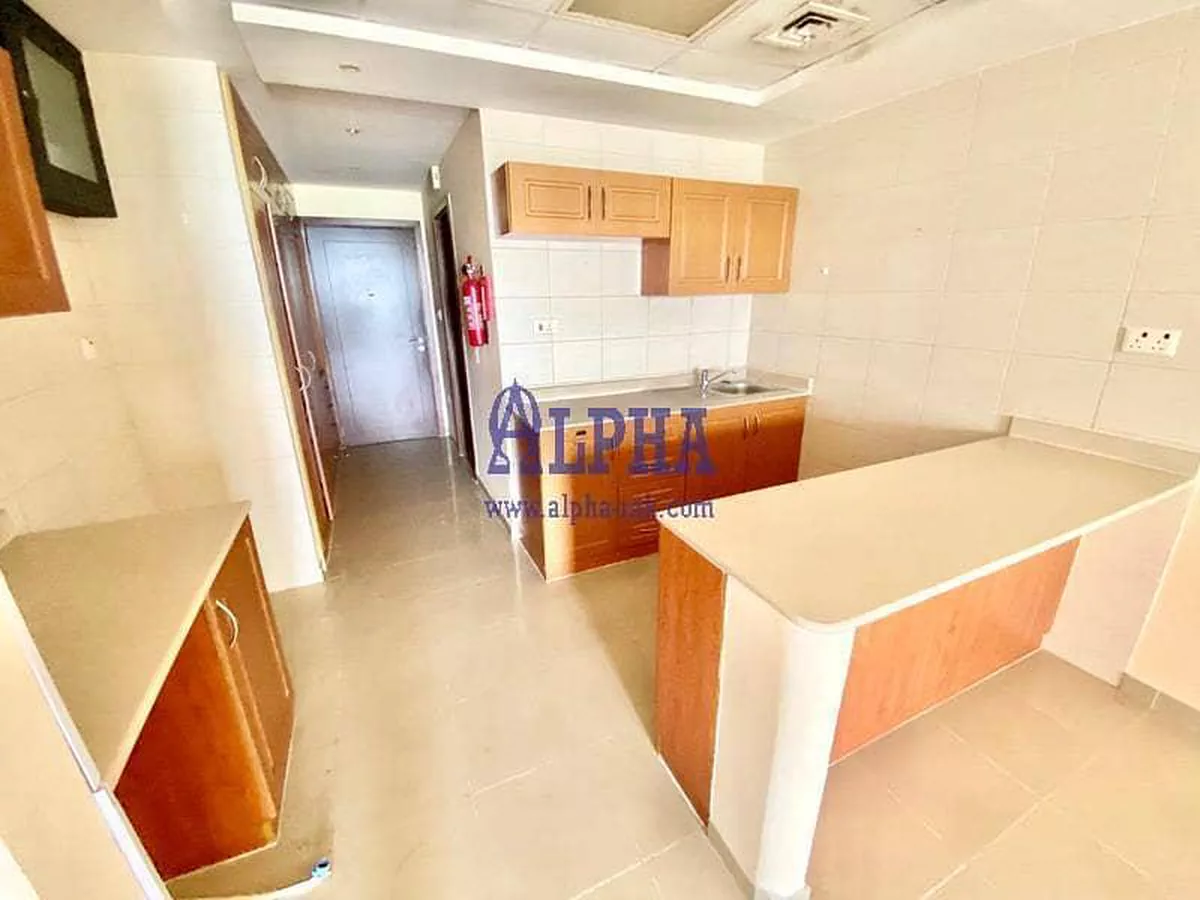 Studio for rent | Unfurnished | Spacious-3-3