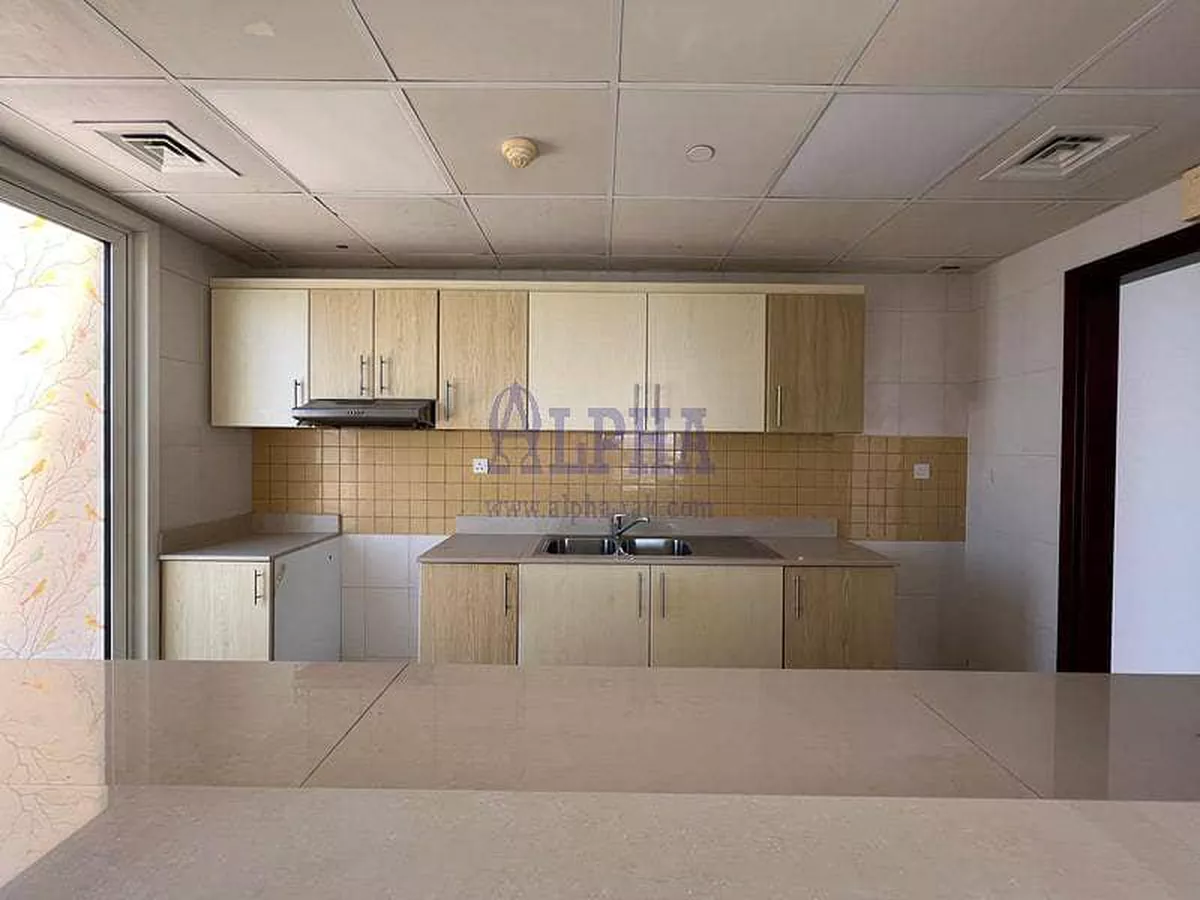 Amazing View | Spacious Apartment-8-8