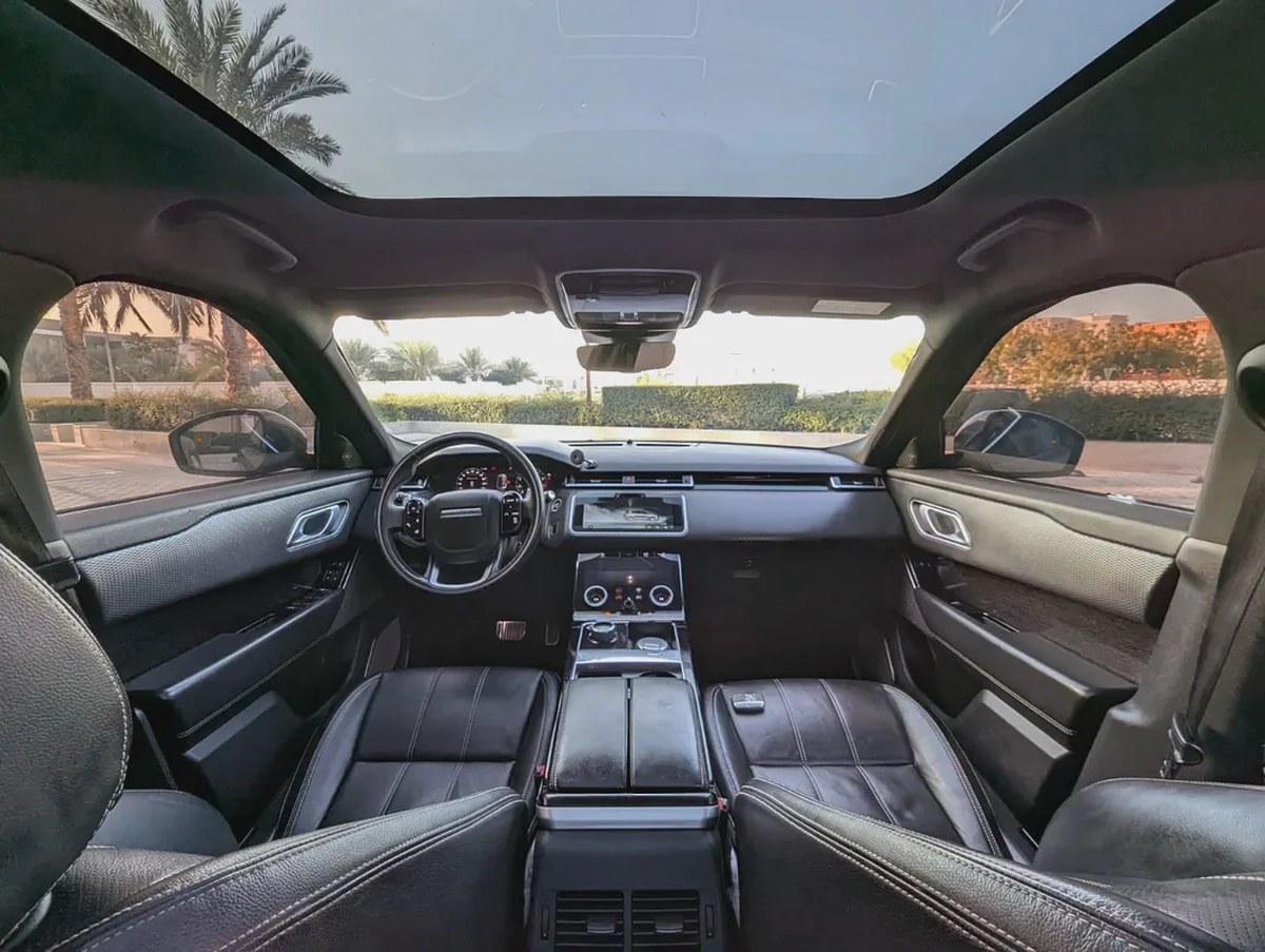 LAND ROVER RANGE ROVER VELAR 2020 R-DYNAMIC SE GCC IN EXCELLENT CONDITION-2-2