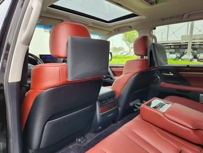 Lexus LX570 SIGNATURE Sport-5