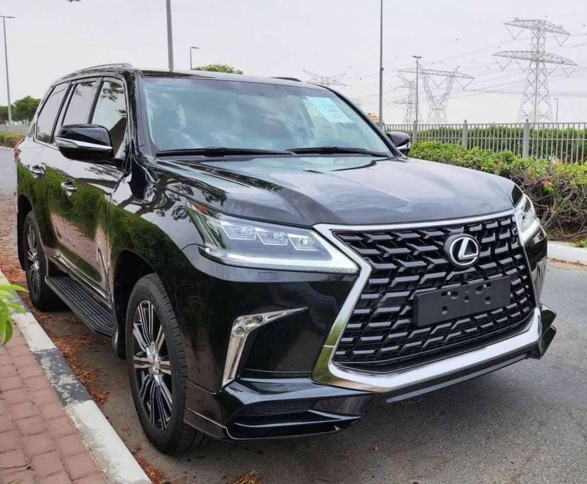 Lexus LX570 SIGNATURE Sport-9-0