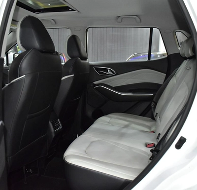 JAC JS4 1.5T ( 2023 Model ) in White Color GCC Specs-6