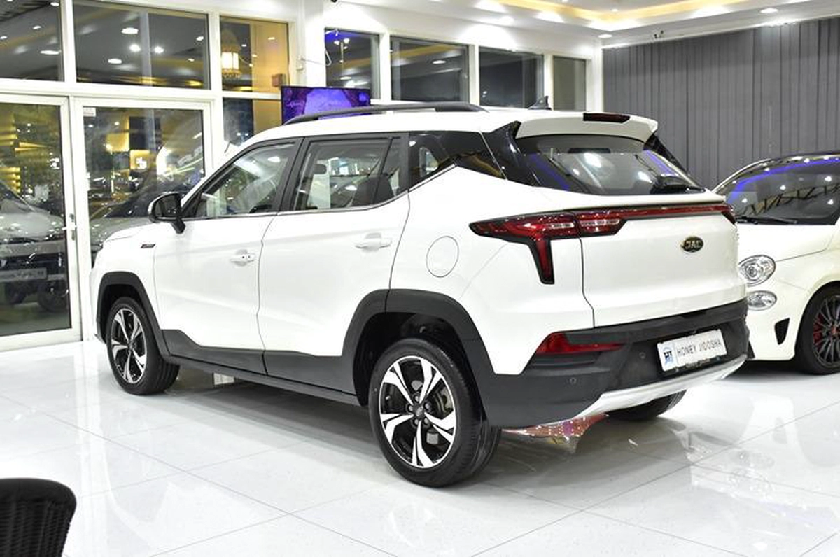JAC JS4 1.5T ( 2023 Model ) in White Color GCC Specs-9-9
