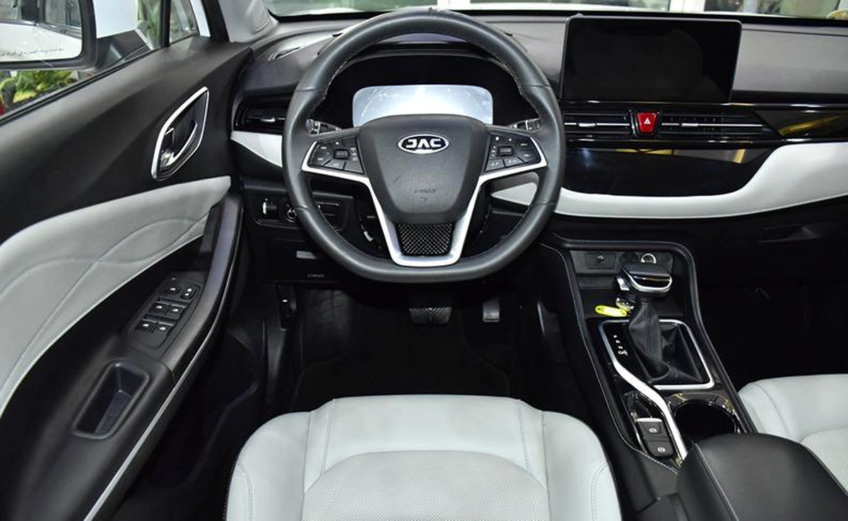 JAC JS4 1.5T ( 2023 Model ) in White Color GCC Specs-8-8