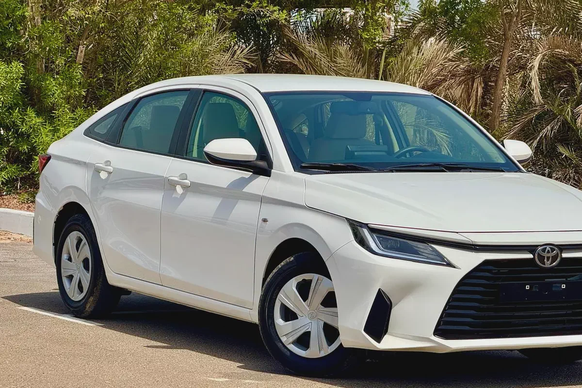 TOYOTA YARIS 2024 1.5L GCC (690/-MONTHLY)-13-13