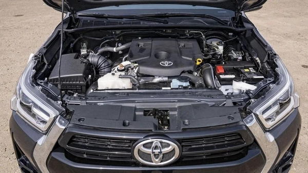 Toyota Hilux Toyota Hilux Sr5 2.4L Diesel 2024 full option for export only