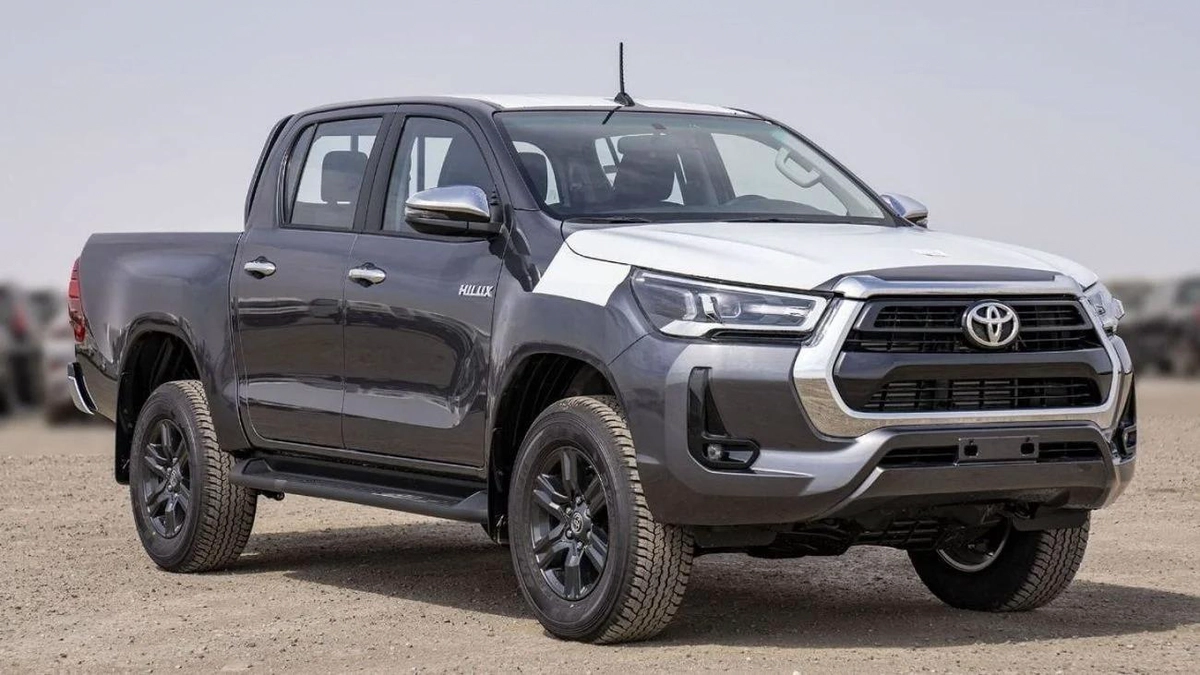 Toyota Hilux Toyota Hilux Sr5 2.4L Diesel 2024 full option for export only-18-18