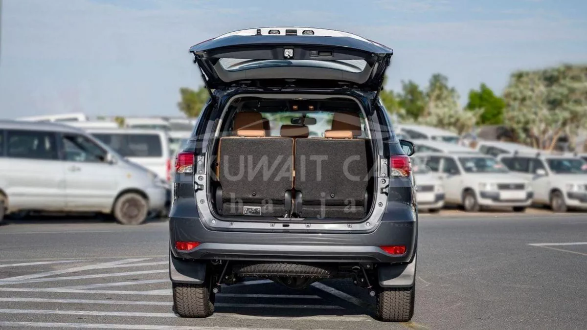Toyota Fortuner EXR Fortuner 2.7L 4WD V4-9-0