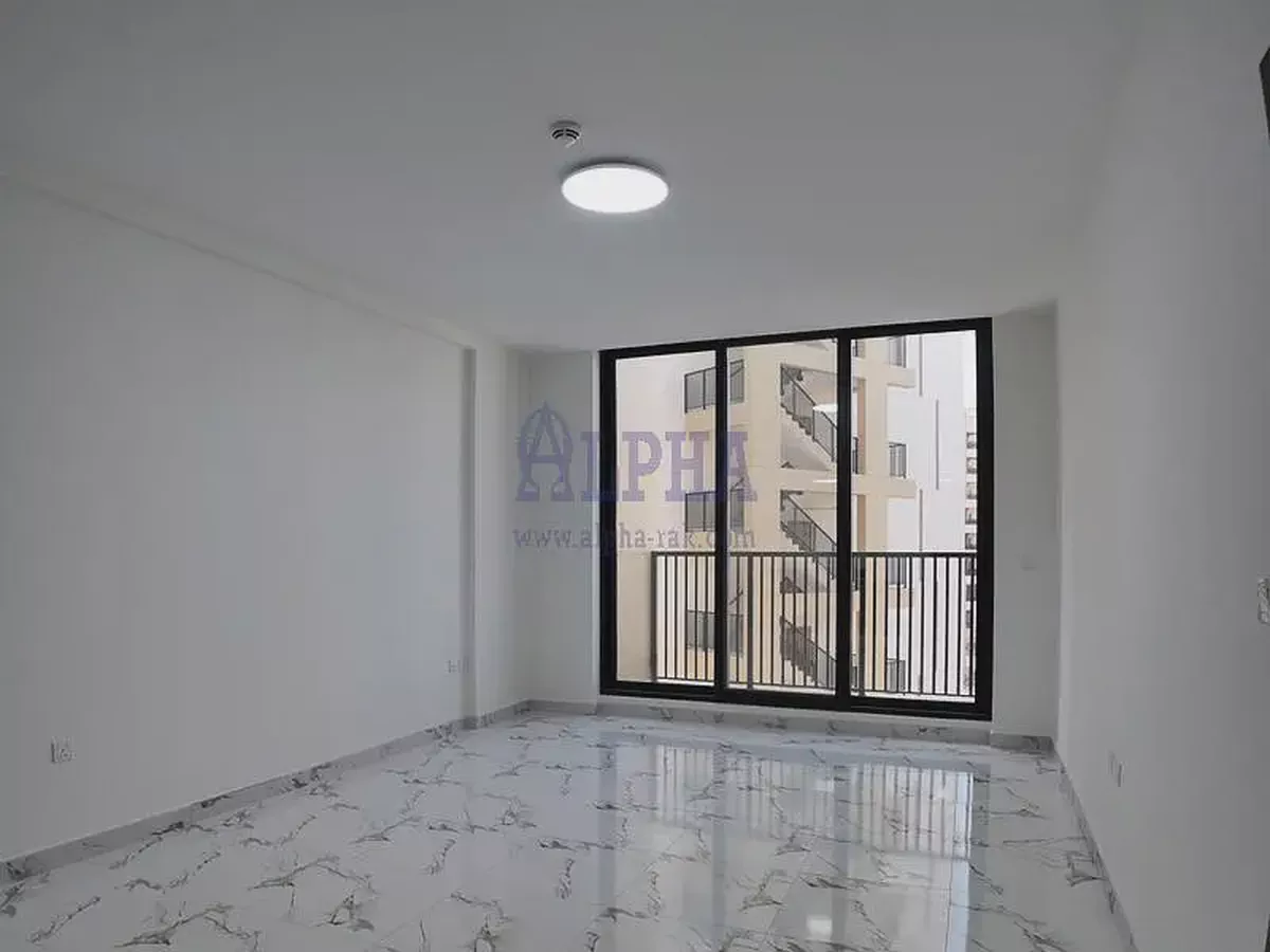 Resale | High Floor | New Marina Residences-2-2