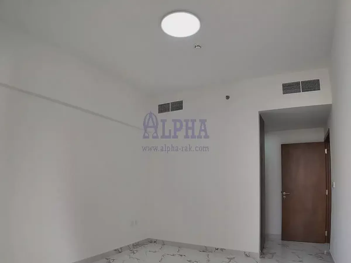Resale | High Floor | New Marina Residences-3-3