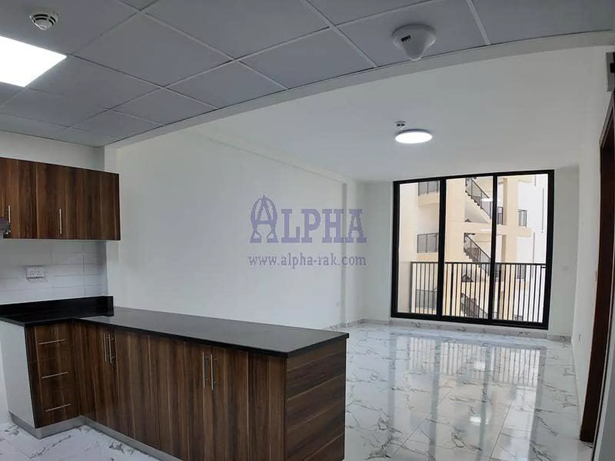 Resale | High Floor | New Marina Residences-4-4