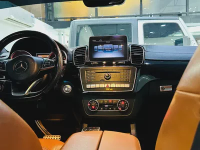 MERCEDES GLE43 AMG 2018 GCC SPECS NO ACCIDENTS MINT CONDITION WITH ONE YEAR WARRANTY-14