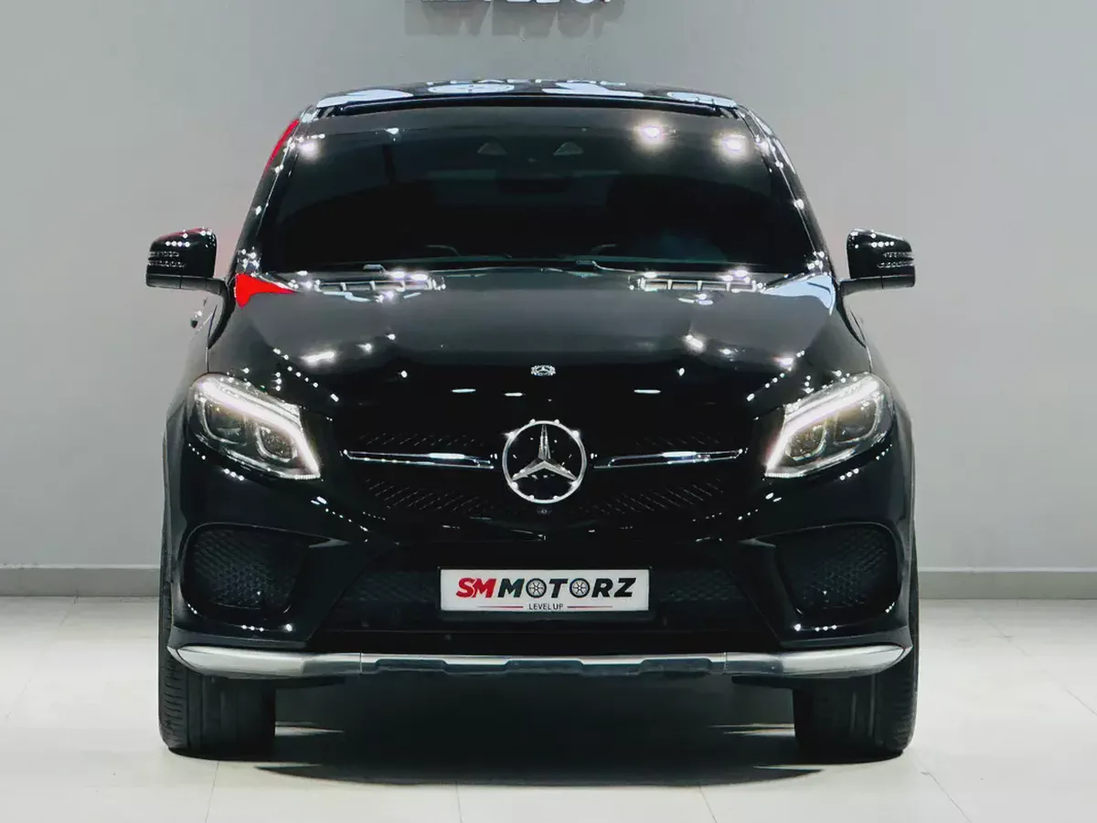 MERCEDES GLE43 AMG 2018 GCC SPECS NO ACCIDENTS MINT CONDITION WITH ONE YEAR WARRANTY-1-1