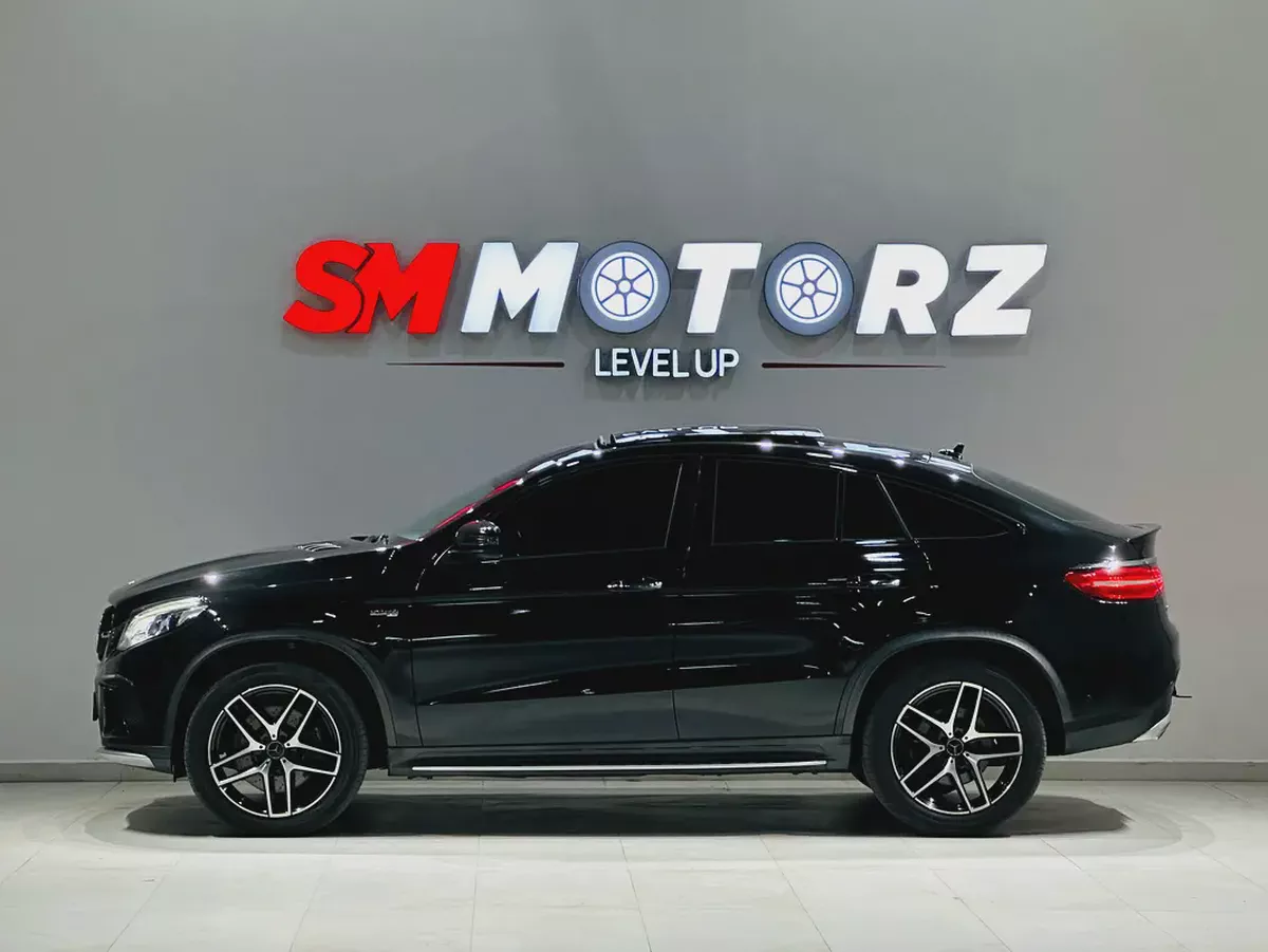 MERCEDES GLE43 AMG 2018 GCC SPECS NO ACCIDENTS MINT CONDITION WITH ONE YEAR WARRANTY-4-4