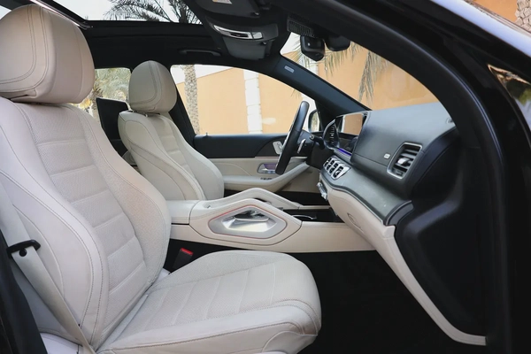 Mercedes-Benz GLS 450 4MATIC 2024 - GCC Specs - Brand New