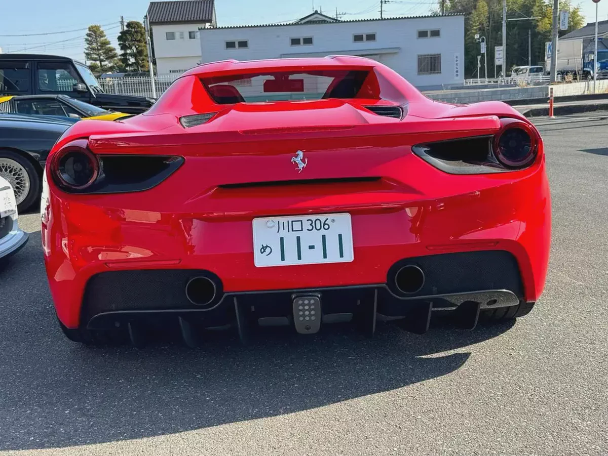 Ferrari 488 Spider 2016 | GCC Specs | Pristine Condition-4-4