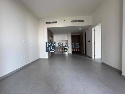 The Cozy & Lavish 1BHK Apartment in Boulevard Aljada-3