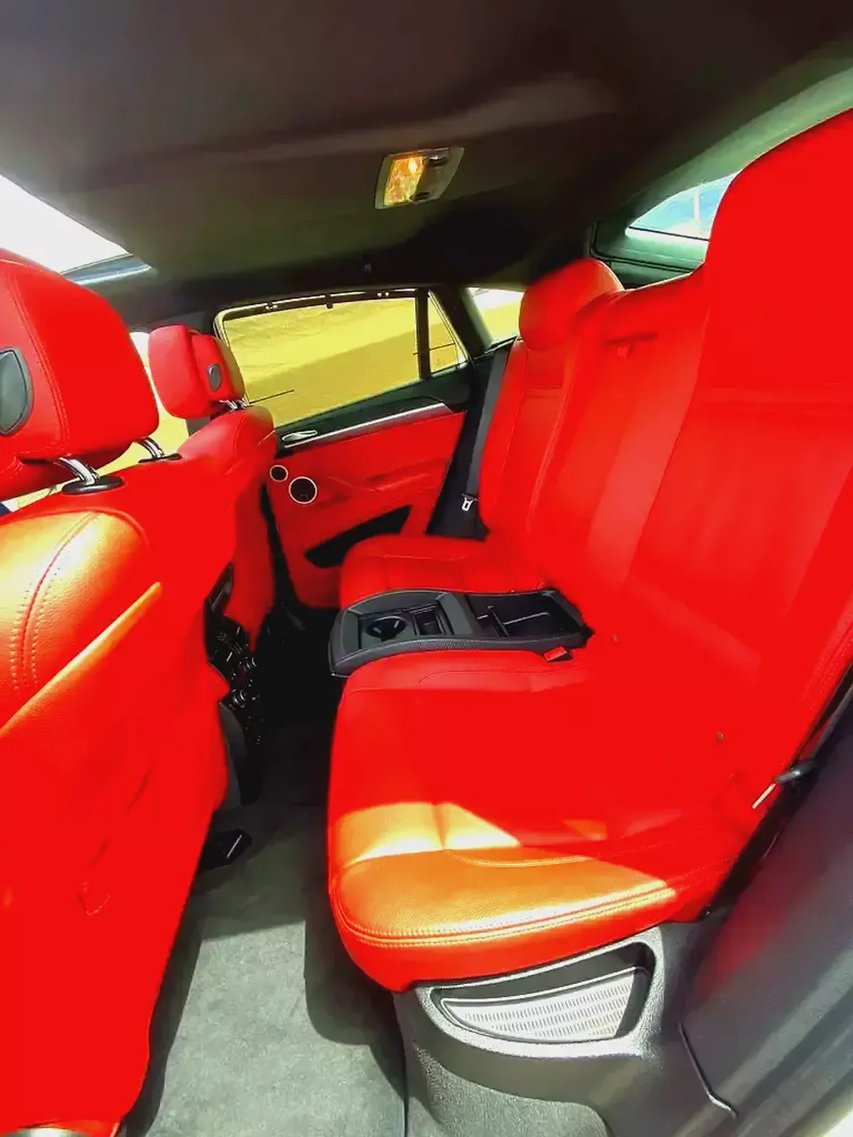 2014 BMW X6M  4.4L V8 555 HP || LOW MILEAGE || ACCIDENT FREE || GCC || CARPLAY TOUCH SCREEN-14-14