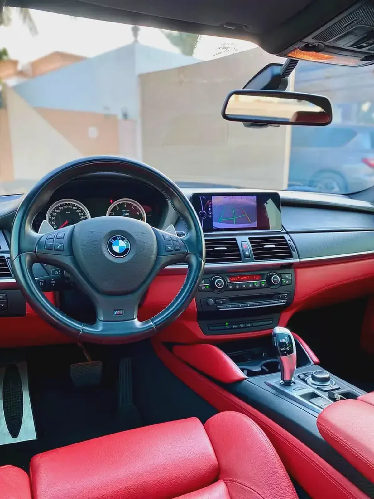 2014 BMW X6M  4.4L V8 555 HP || LOW MILEAGE || ACCIDENT FREE || GCC || CARPLAY TOUCH SCREEN-16-16