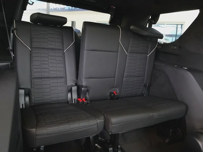 2025 ESCALADE SPORT PLATINUM CAPTAIN SEATS SUV BRAND NEW 0KM-15