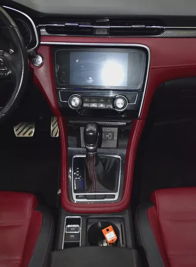 AED 491 EMi for 5Yrs | MG MG6 20T Trophy ( 2022 Model ) in White Color GCC Specs-13