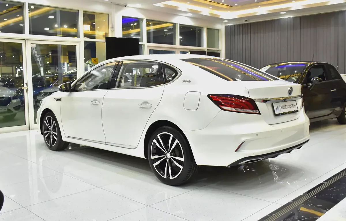 AED 491 EMi for 5Yrs | MG MG6 20T Trophy ( 2022 Model ) in White Color GCC Specs-6-6