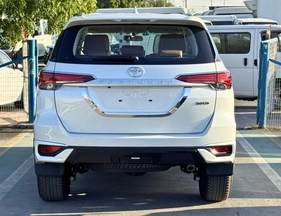 Toyota Fortuner EXR SR5 || 2.7L PETROL V4 A/T / AUTO AC / ALLOY WHEELS / 4WD (CODE # FPGO)-3