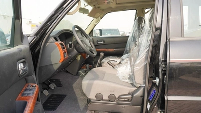 Nissan Patrol-16