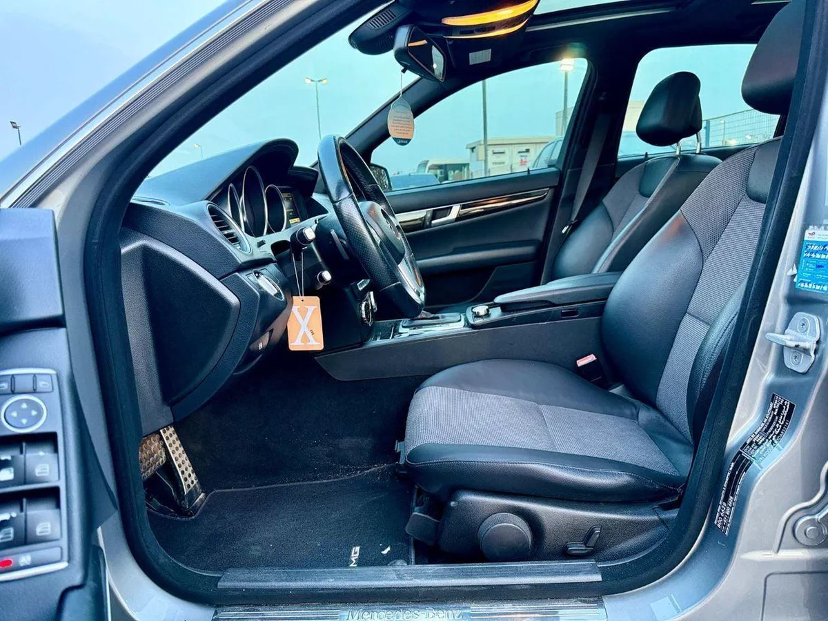 Mercedes Benz C200 AVANTGARDE SPORTS C200-12-0