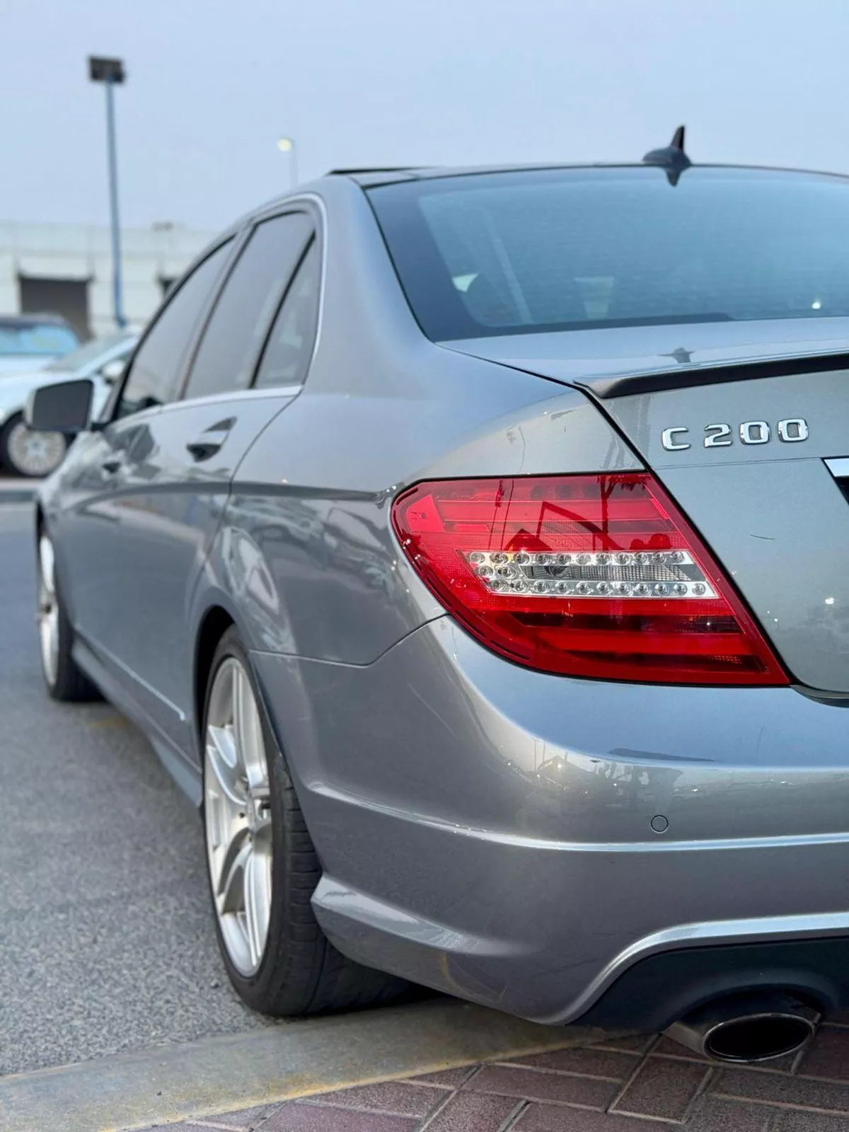 Mercedes Benz C200 AVANTGARDE SPORTS C200-19-0