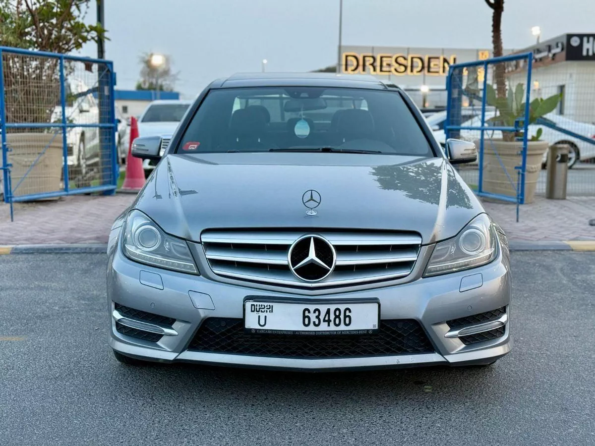 Mercedes Benz C200 AVANTGARDE SPORTS C200-1-0