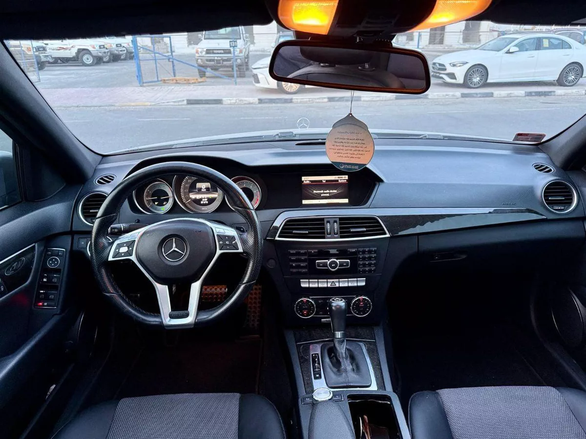 Mercedes Benz C200 AVANTGARDE SPORTS C200-8-0