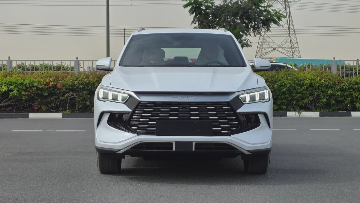 BYD SEALION 5 Design DM-i (White)-2-2