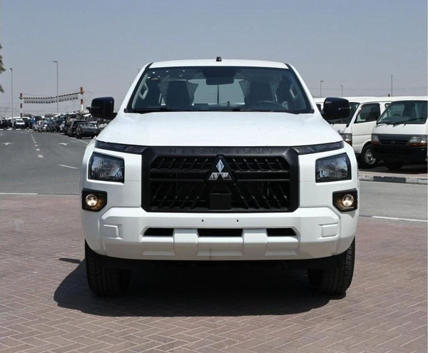 Mitsubishi L200 MITSUBISHI L-200 2.4L PETROL DCABIN 4X4