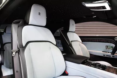 Rolls-Royce Spectre-13