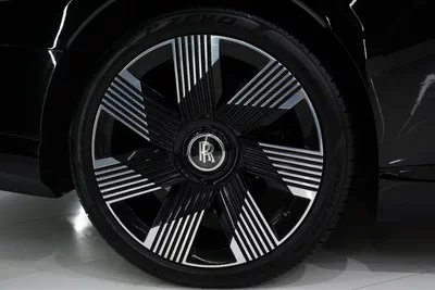 Rolls-Royce Spectre-1