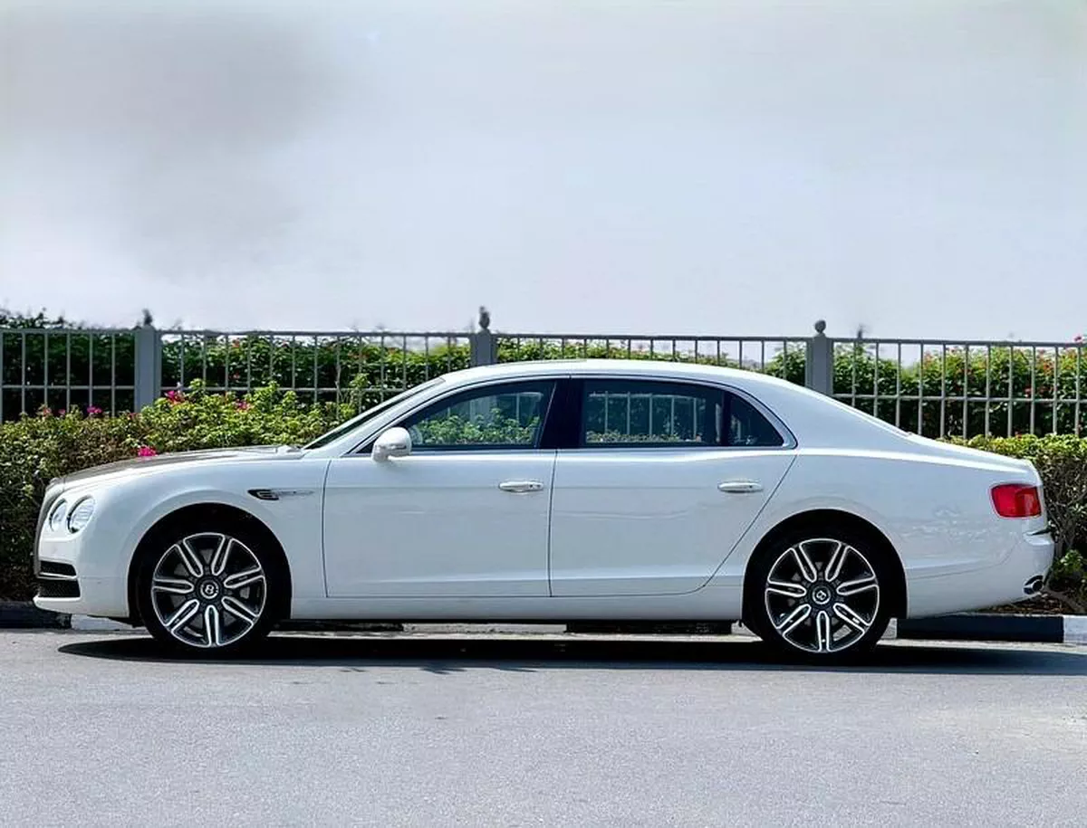 BENTLEY CONTINENTAL FLYING SPUR W12 ELEMENT EDITION | YEAR: 2016-8-8