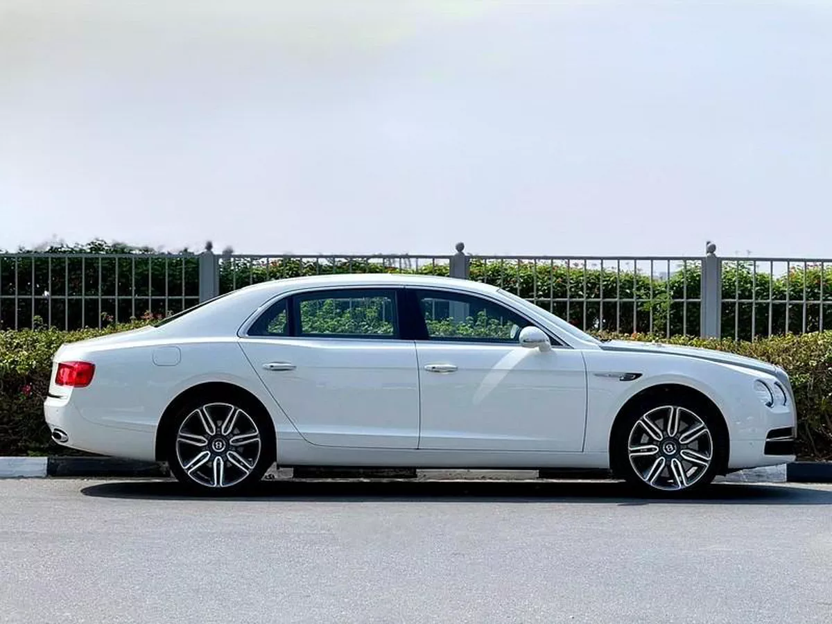 BENTLEY CONTINENTAL FLYING SPUR W12 ELEMENT EDITION | YEAR: 2016-5-5