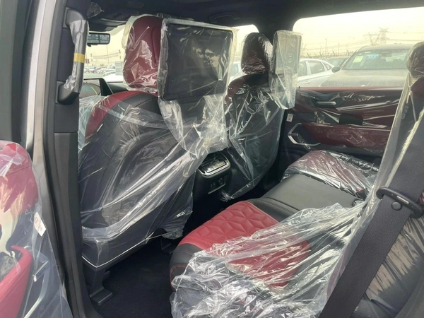 Nissan Patrol  PLATINIUM WITH BLACK ROOF 2026