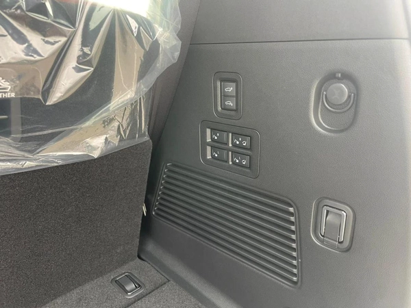 Nissan Patrol  PLATINIUM WITH BLACK ROOF 2026