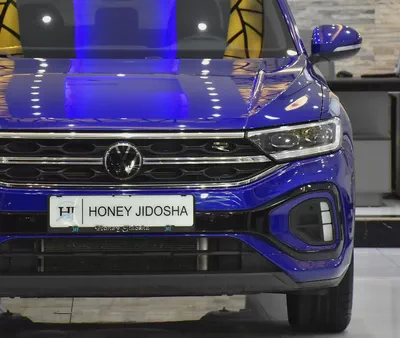 AED 1,289 EMi at 0% DP | Volkswagen T-ROC R-Line ( 2023 Model ) in Blue Color GCC Specs-3
