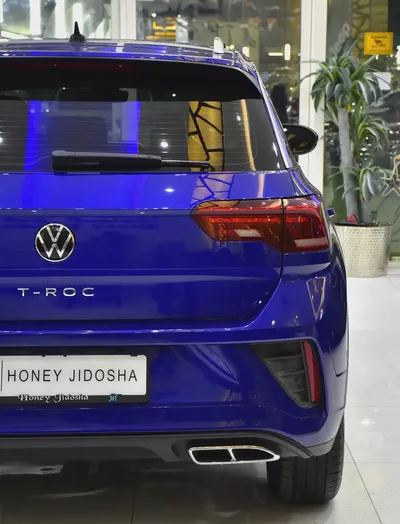 AED 1,289 EMi at 0% DP | Volkswagen T-ROC R-Line ( 2023 Model ) in Blue Color GCC Specs-8