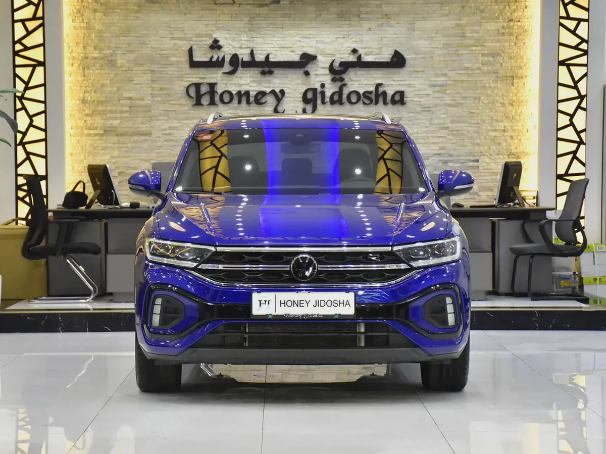 AED 1,289 EMi at 0% DP | Volkswagen T-ROC R-Line ( 2023 Model ) in Blue Color GCC Specs