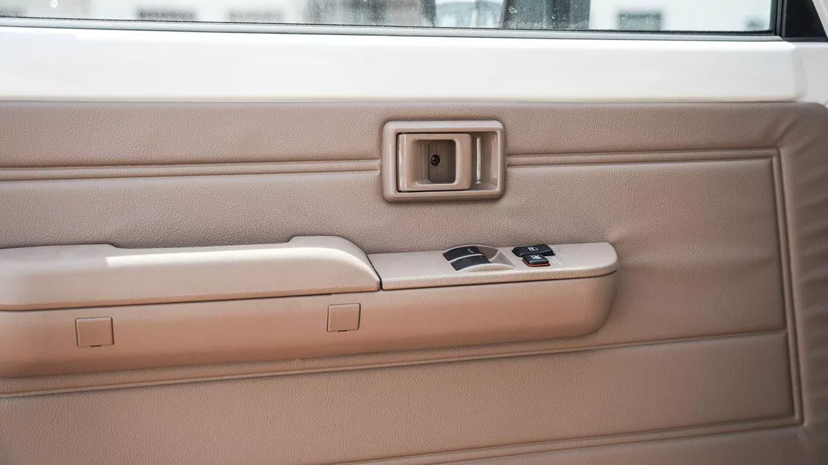 Toyota Land Cruiser 70 TOYOTA LC78 4.0 PETROL AT 2026-7-0