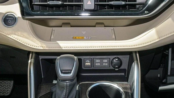 Toyota Highlander 2.5L Hybrid VXR (AWD)