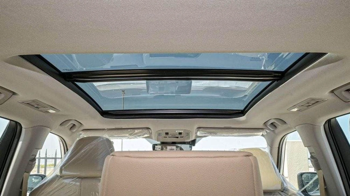 Toyota Highlander 2.5L Hybrid VXR (AWD)-19-19