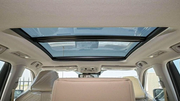 Toyota Highlander 2.5L Hybrid VXR (AWD)