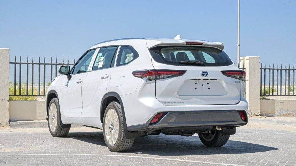 Toyota Highlander 2.5L Hybrid VXR (AWD)-21-21