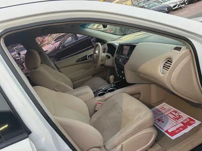 Nissan pathfinder 2013 white color GCC calen car-11