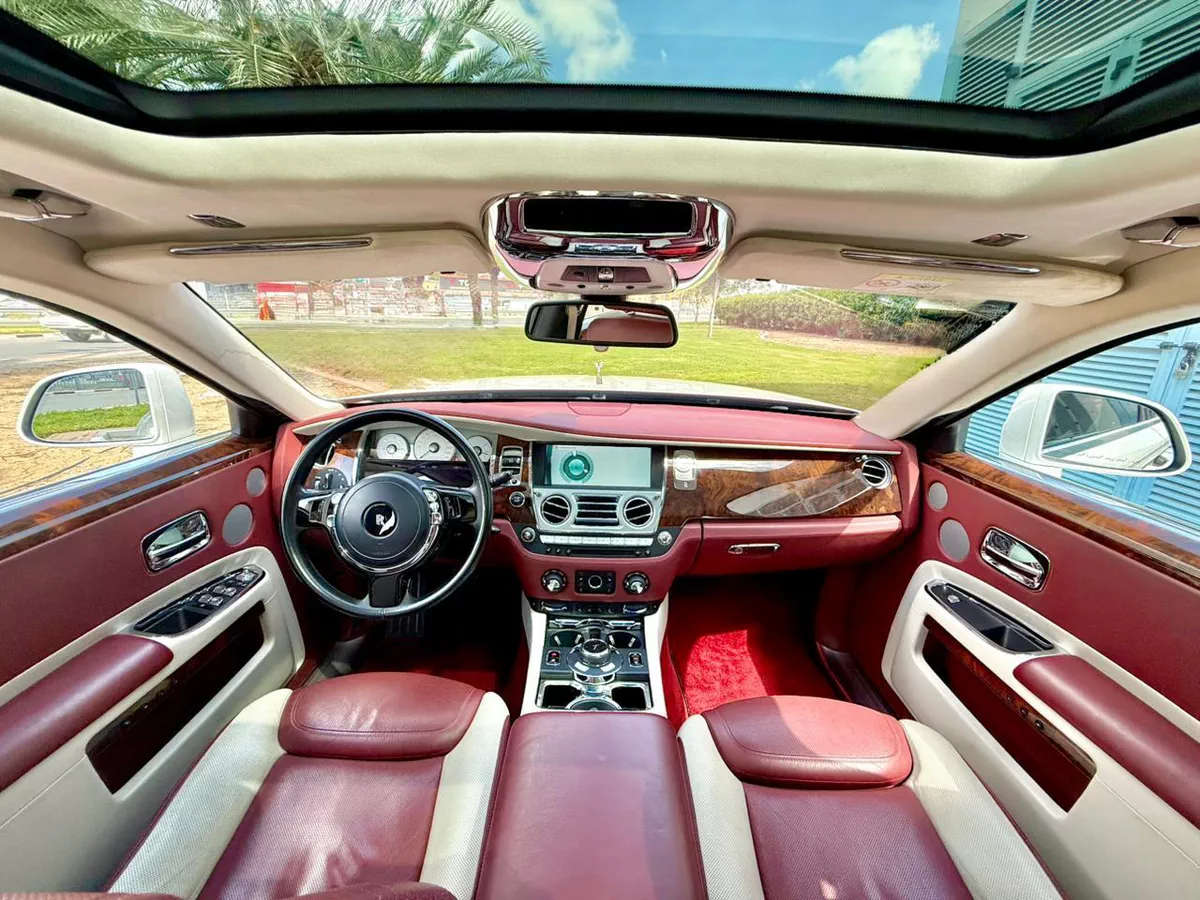 Std 6.6L l ROLLS ROYCE GHOST l GCC SPECS l 6.6L W12 l YEAR 2017 l-4-4